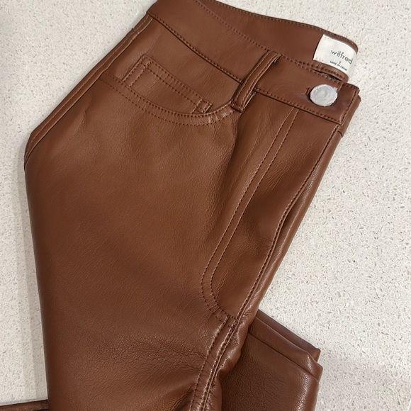 Melina Vegan leather Pants- Wilfred- Aritzia - Picture 2 of 15